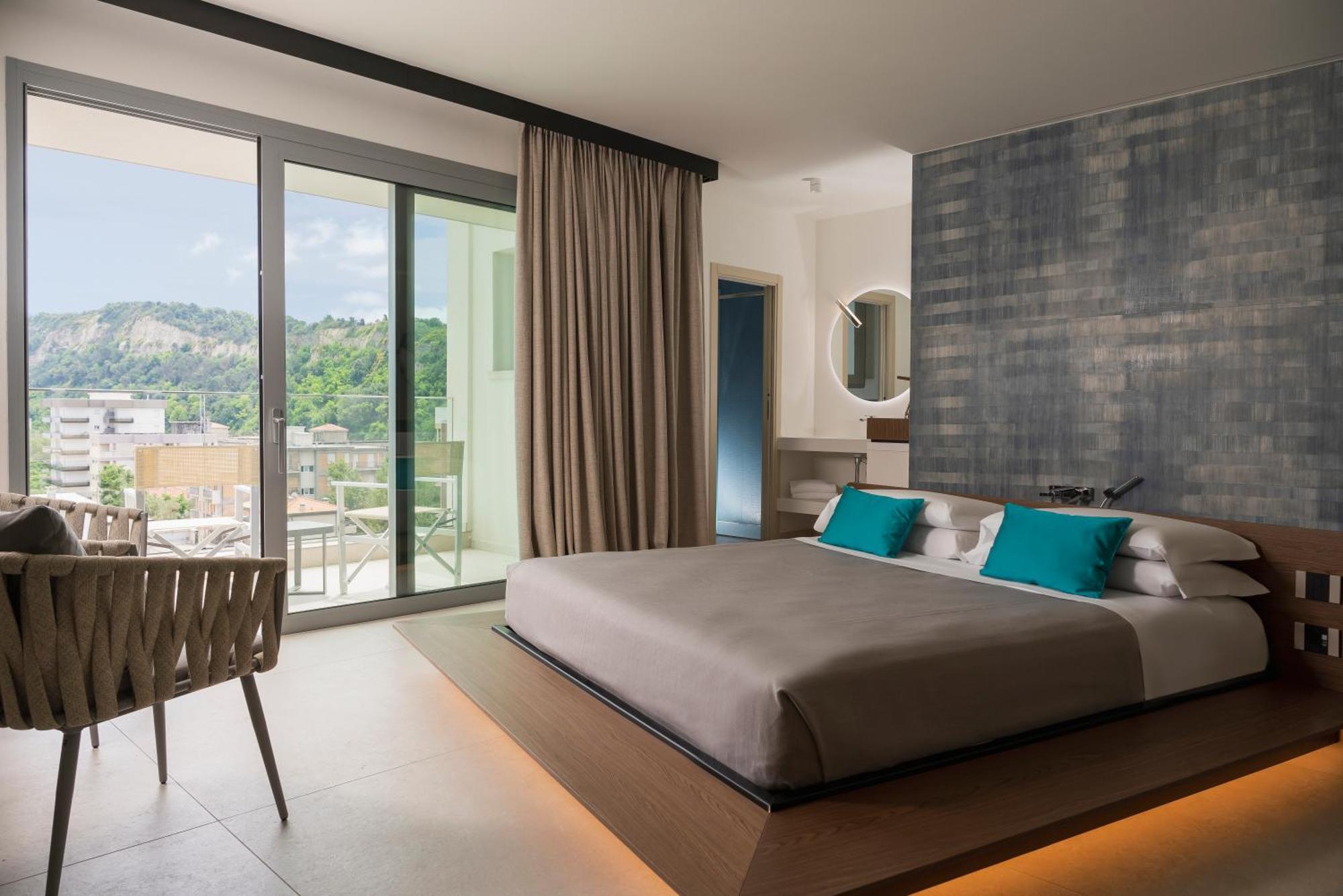 Hotel delle Nazioni Pesaro Esterno foto