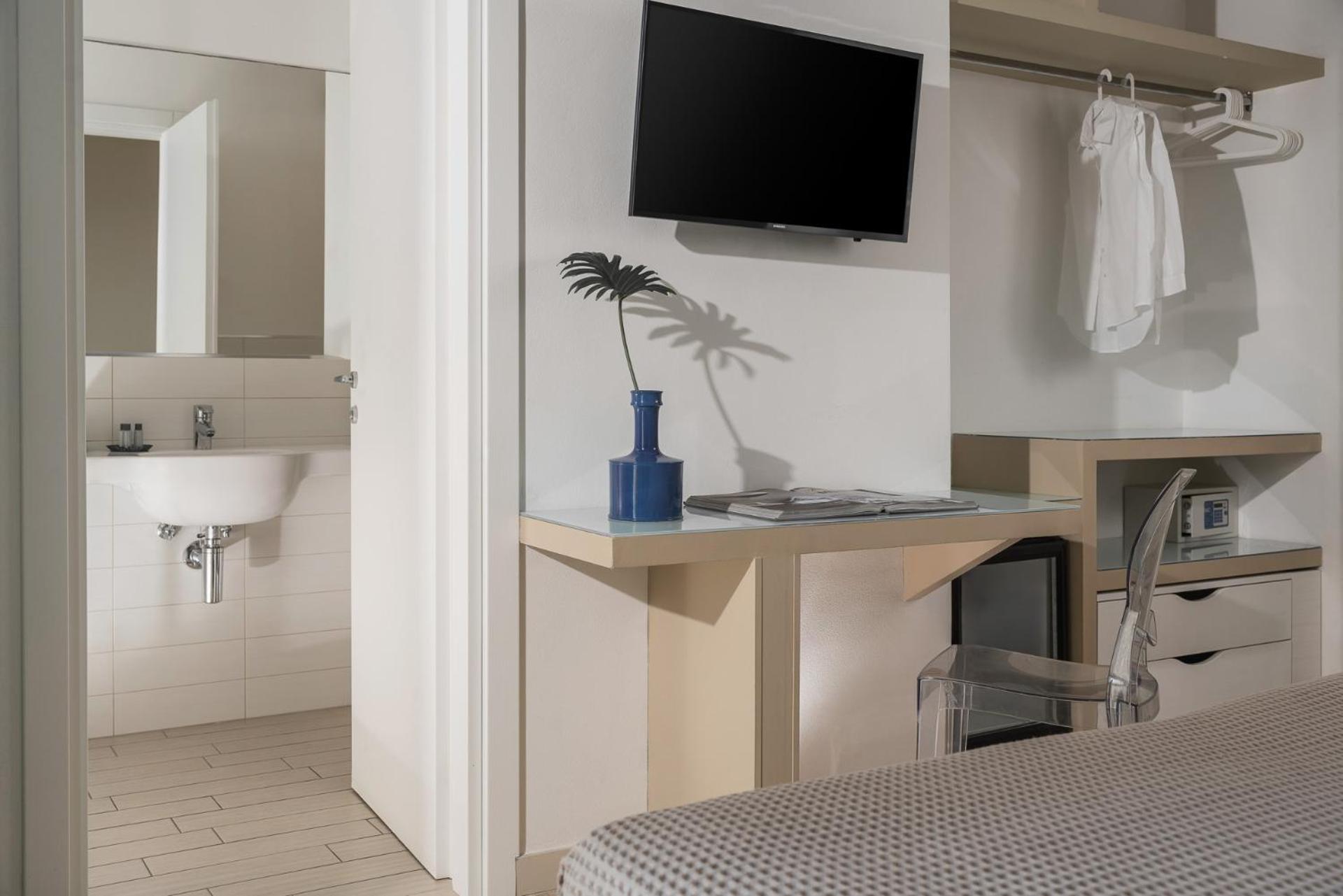 Hotel delle Nazioni Pesaro Esterno foto